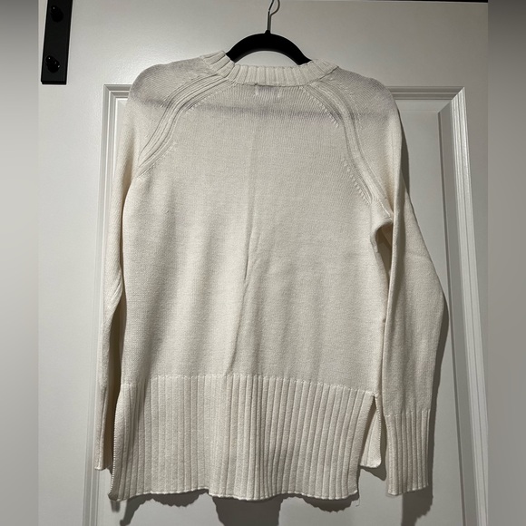 Old Navy Ivory Sweater - Picture 2 of 4